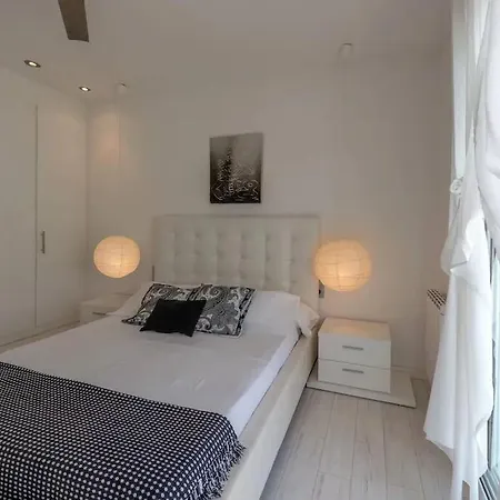Paraiso Villa *
