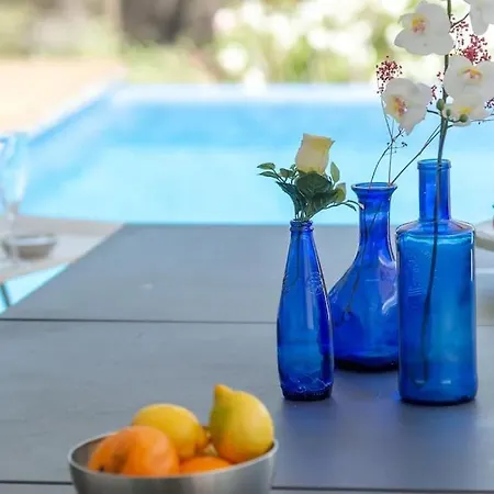 Paraiso Villa *